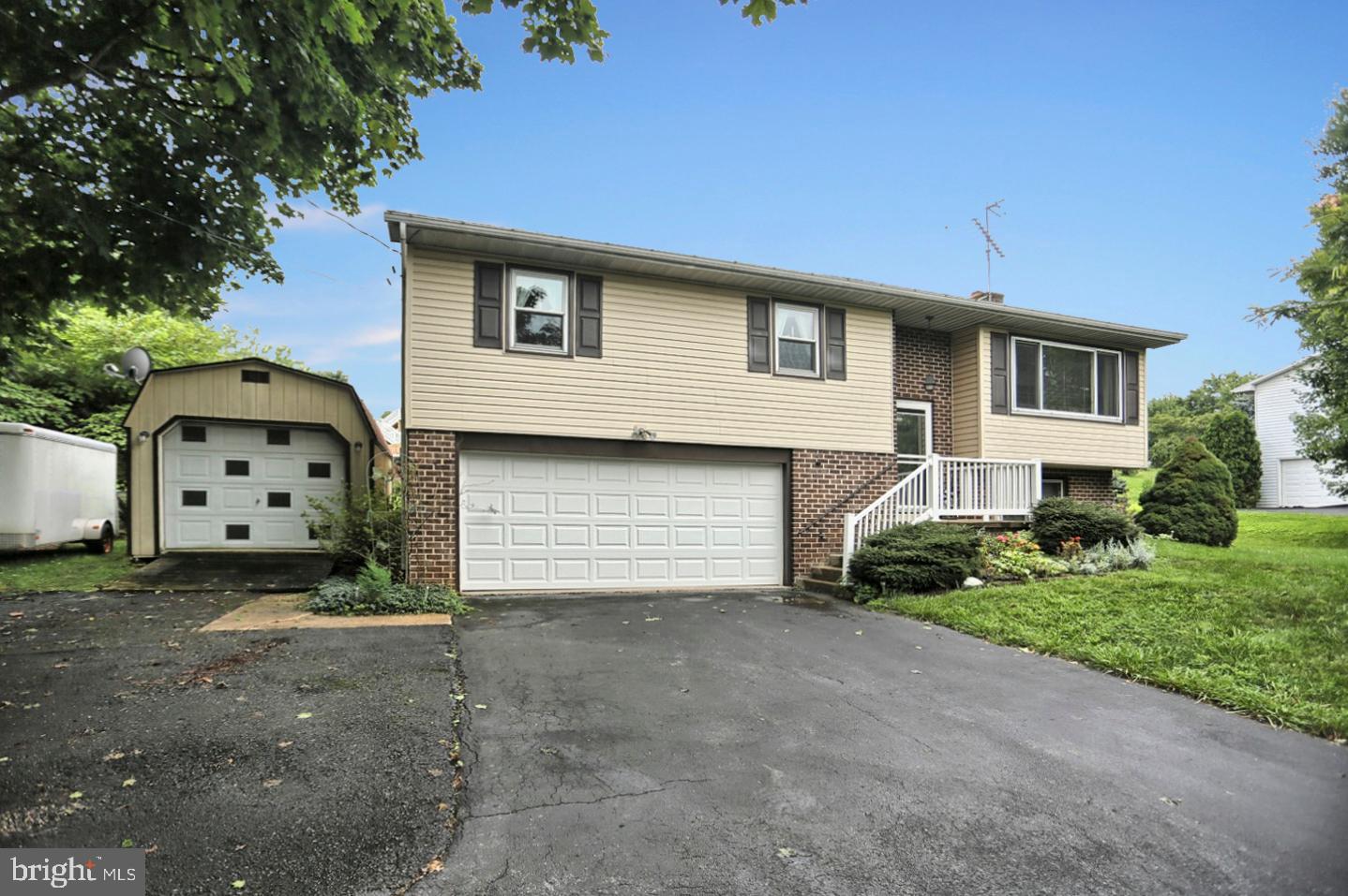 2600 Spring Road Carlisle, PA 17013 - Photo 3 of 32 Gallery Image 3