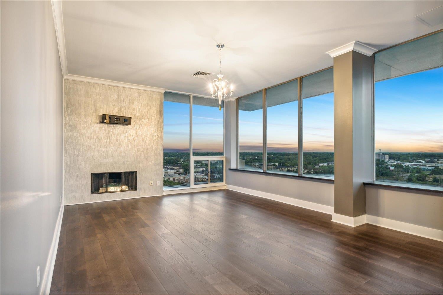 655 Riverside Drive, Unit 1508 Memphis, TN 38103 - Photo 3 of 32 Gallery Image 3