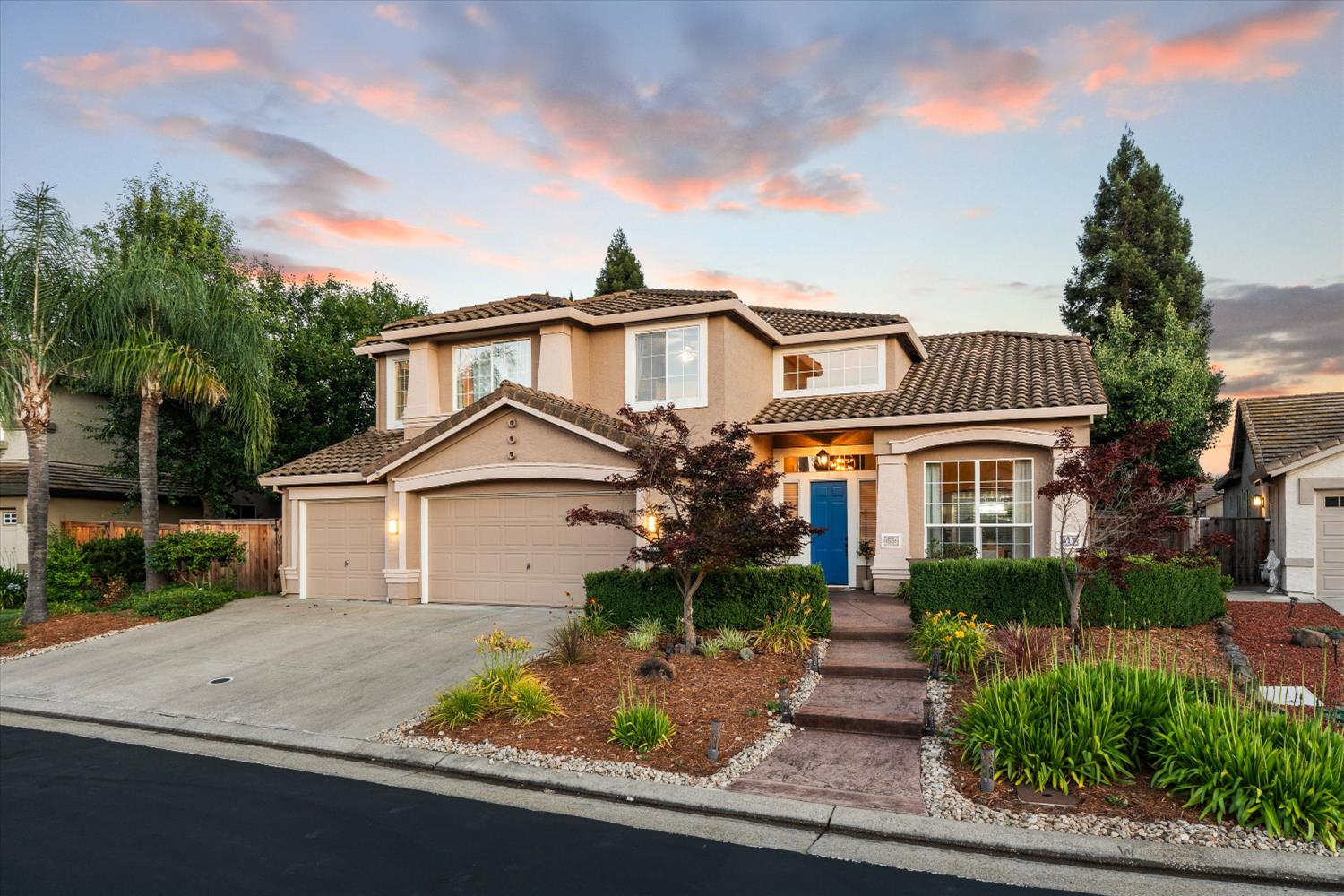 517 Rye Court Roseville, CA 95747 - Photo 1 of 36