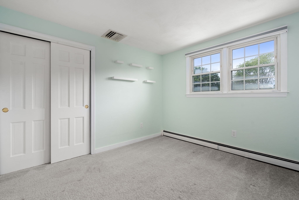 11 Fox Hill Road Framingham, MA 01701 - Photo 32 of 42