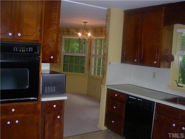 1809 Stillwater Drive Raleigh, NC 27607 - Photo 6 of 8 Photo 6
