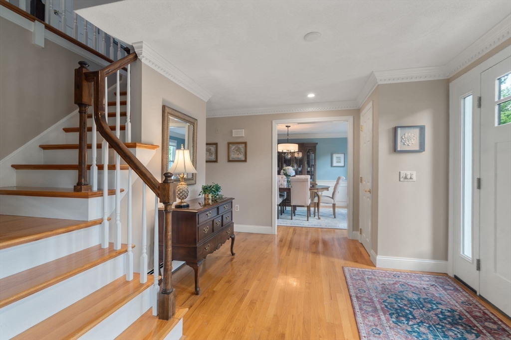 27 Oriole Road Medfield, MA 02052 - Photo 6 of 42