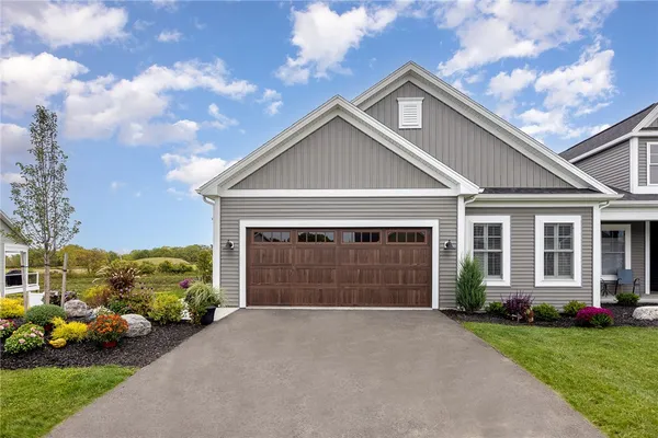 $607,900 | 3027 Pierce Brk Trail, Canandaigua Town, NY 14424