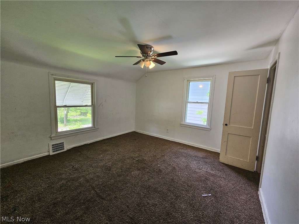931 Yellowstone Road Cleveland, OH 44121 - Photo 15 of 48 Gallery Image 15