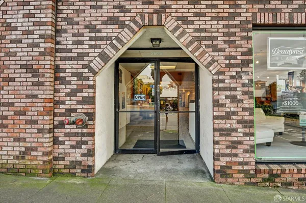 a view of entryway