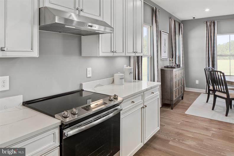 3163 Meander Bend Odenton, MD 21113 - Photo 5 of 32