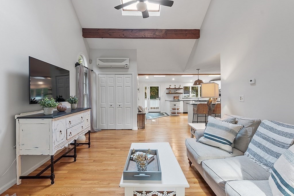 85 Gregory Island Road Hamilton, MA 01982 - Photo 6 of 42 Gallery Image 6