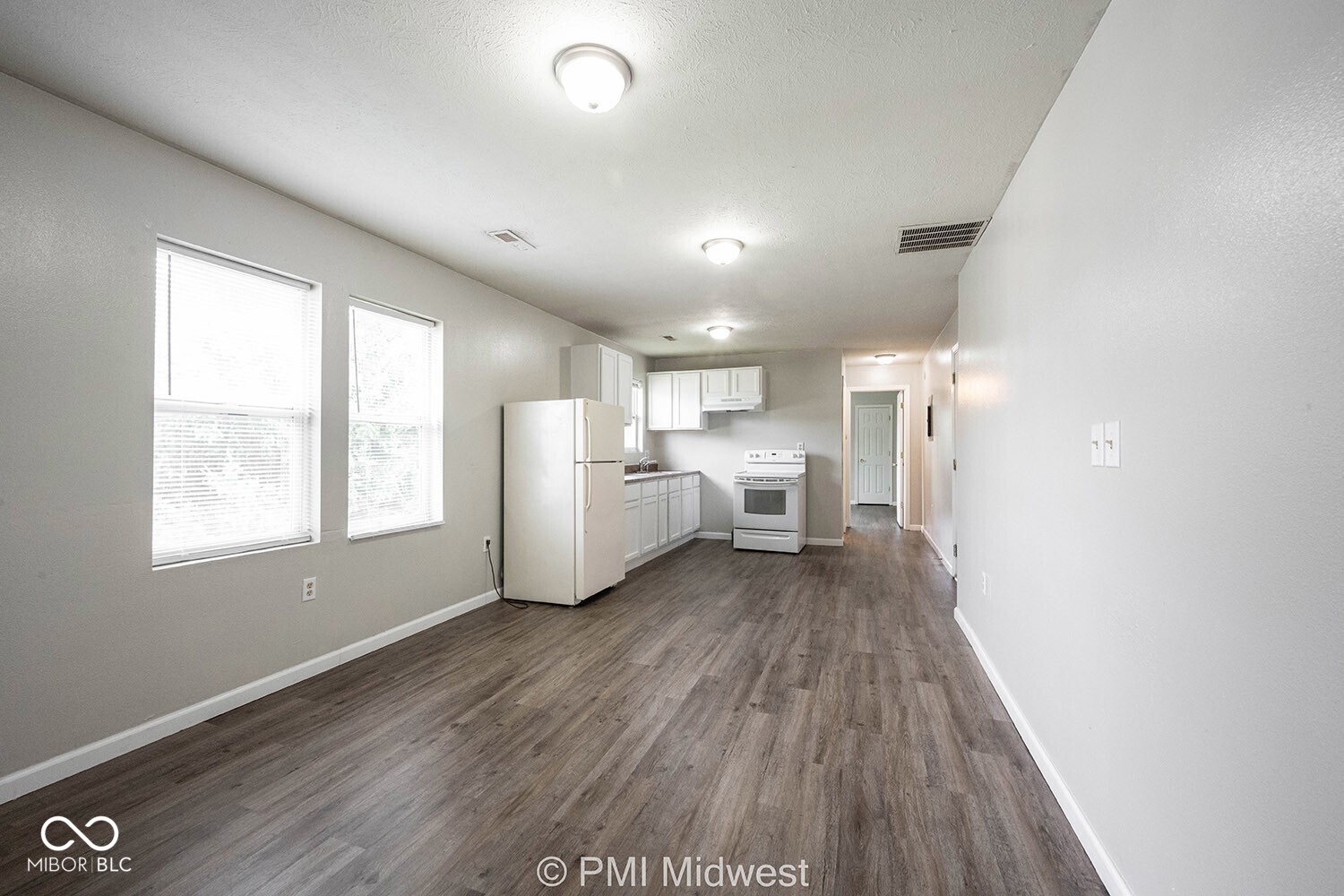 3014 West 10th Street, Unit 4 Indianapolis, IN 46222 - Photo 3 of 17