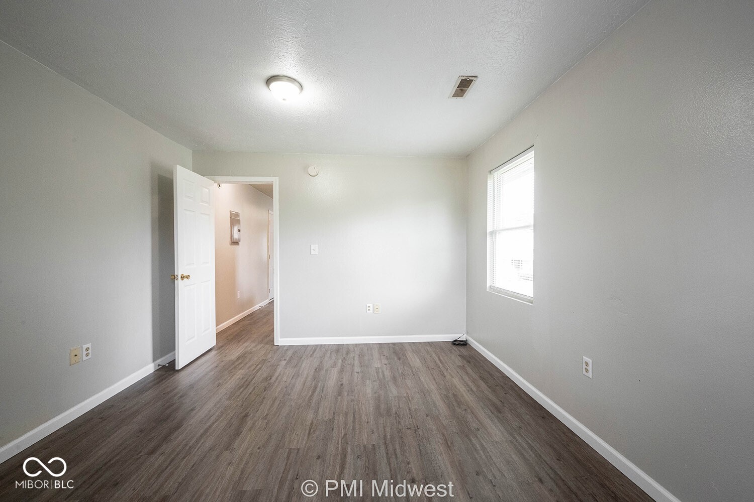 3014 West 10th Street, Unit 4 Indianapolis, IN 46222 - Photo 8 of 17