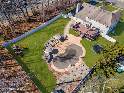 $1,150,000 | 1 Brentwood Drive, Manalapan, NJ 07726