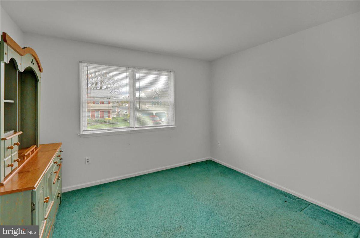 4744 Alisan Road Reading, PA 19606 - Photo 34 of 37 Gallery Image 34