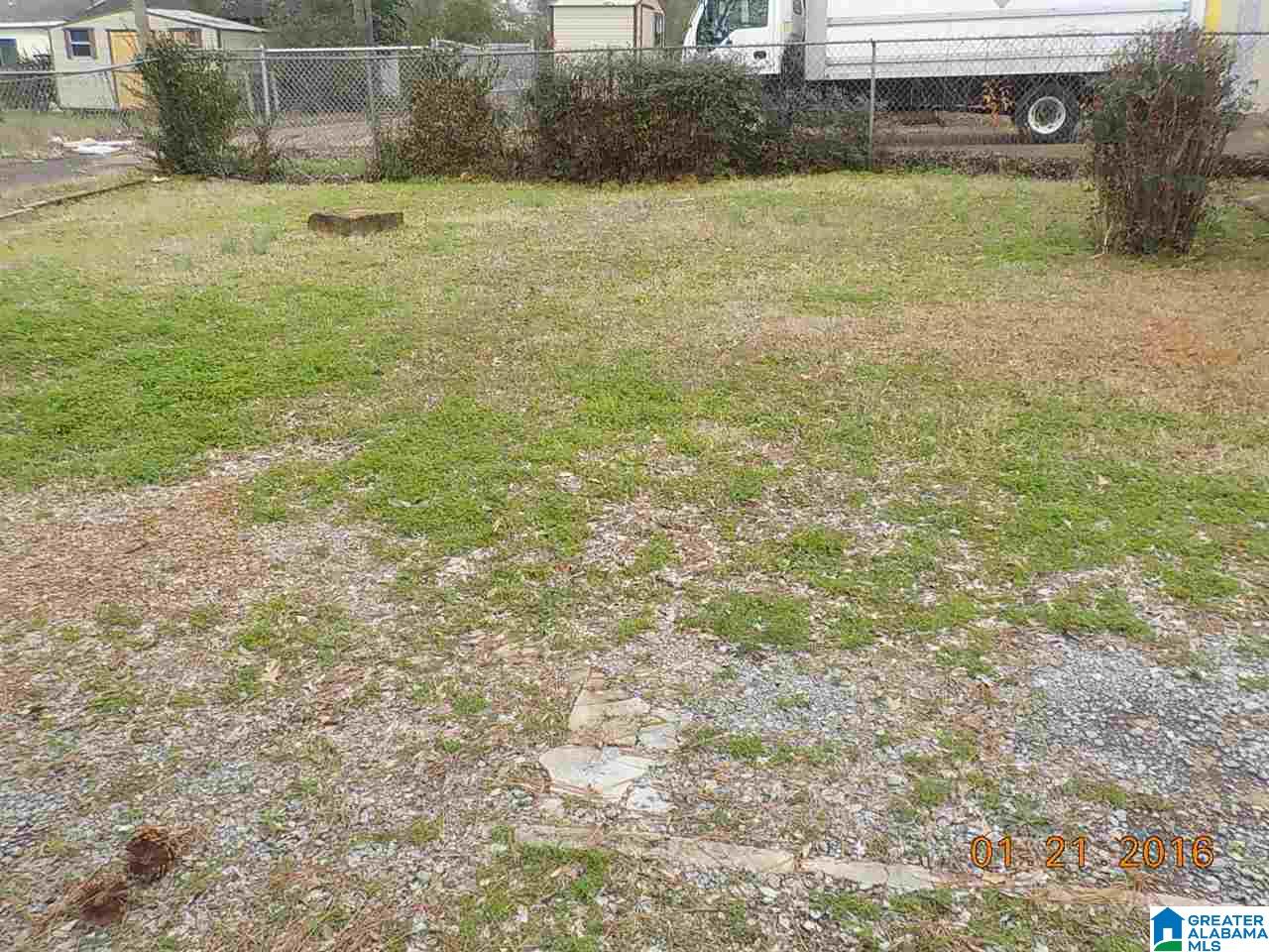 1328 18th Street Southwest Birmingham, AL 35211 - Photo 5 of 28