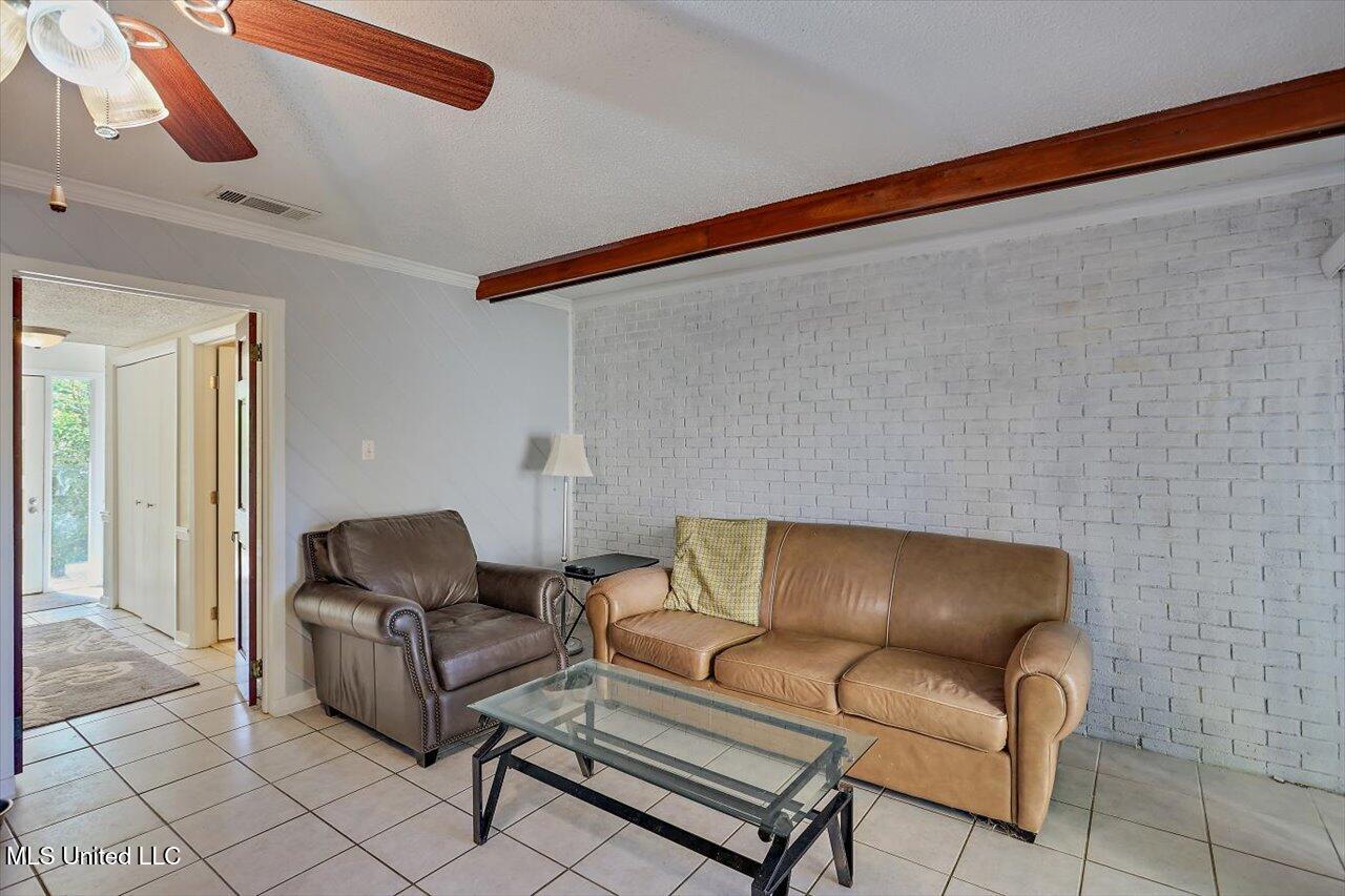 1255 East County Line Road, Unit F3 Jackson, MS 39211 - Photo 9 of 28 06-1255 E County Line Rd