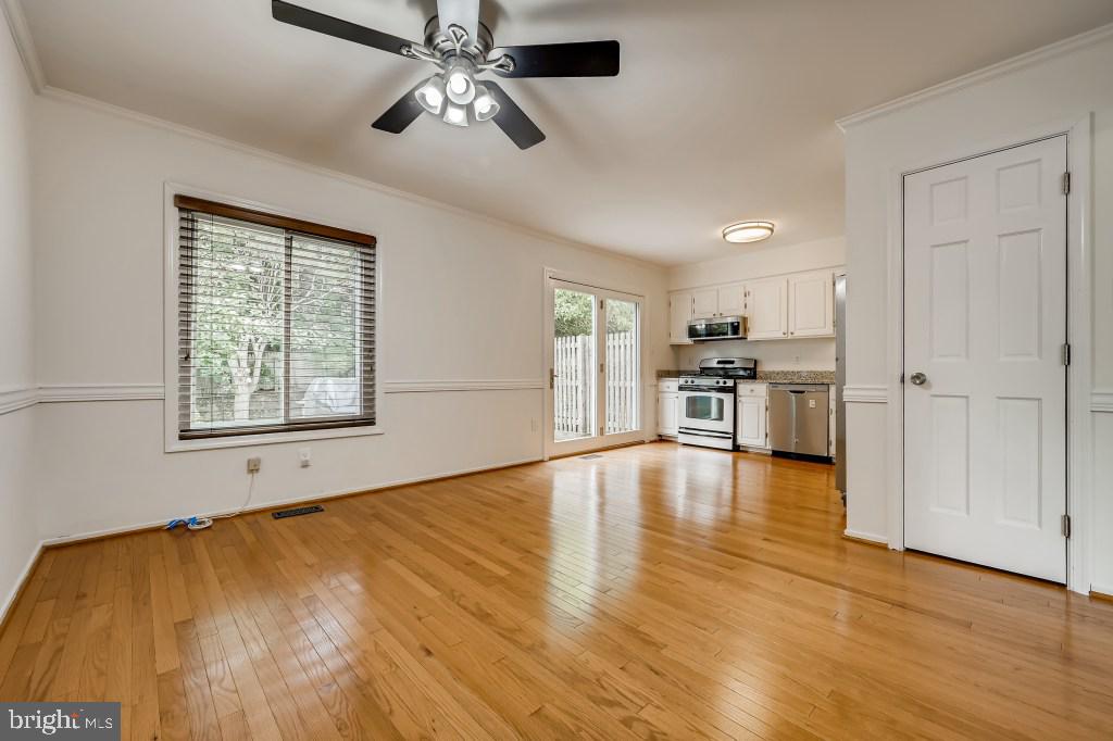 9970 Lake Landing Road Montgomery Village, MD 20886 - Photo 13 of 32