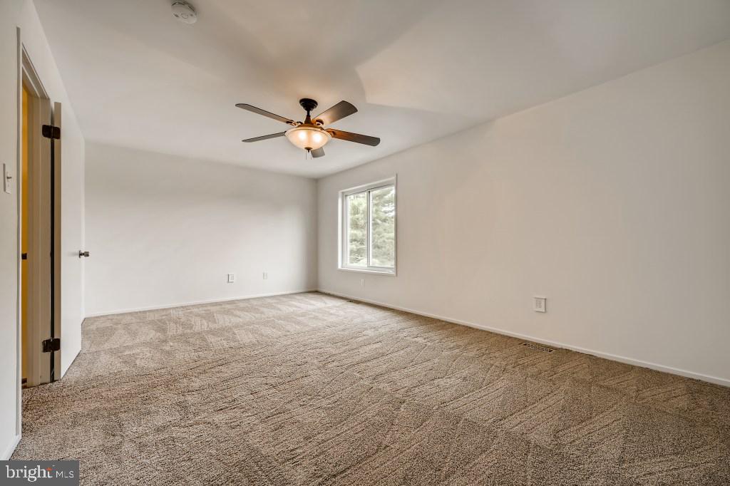 9970 Lake Landing Road Montgomery Village, MD 20886 - Photo 16 of 32