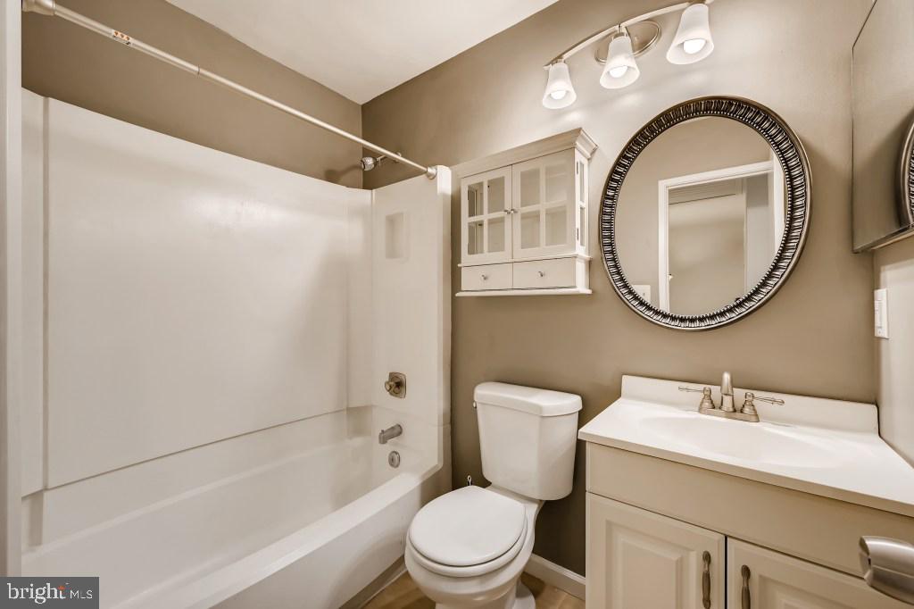 9970 Lake Landing Road Montgomery Village, MD 20886 - Photo 24 of 32