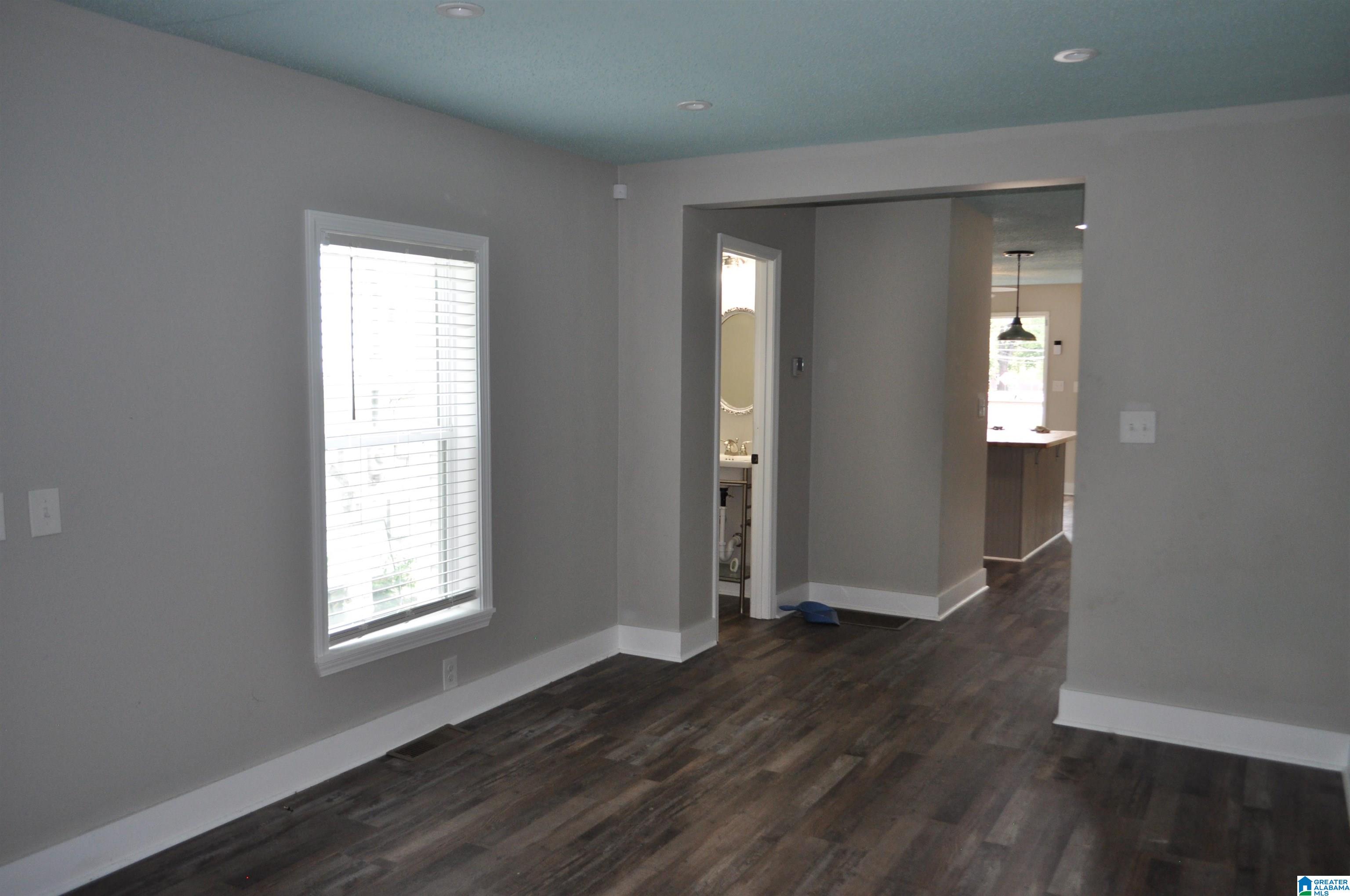 1404 7th Court Leeds, AL 35094 - Photo 12 of 29