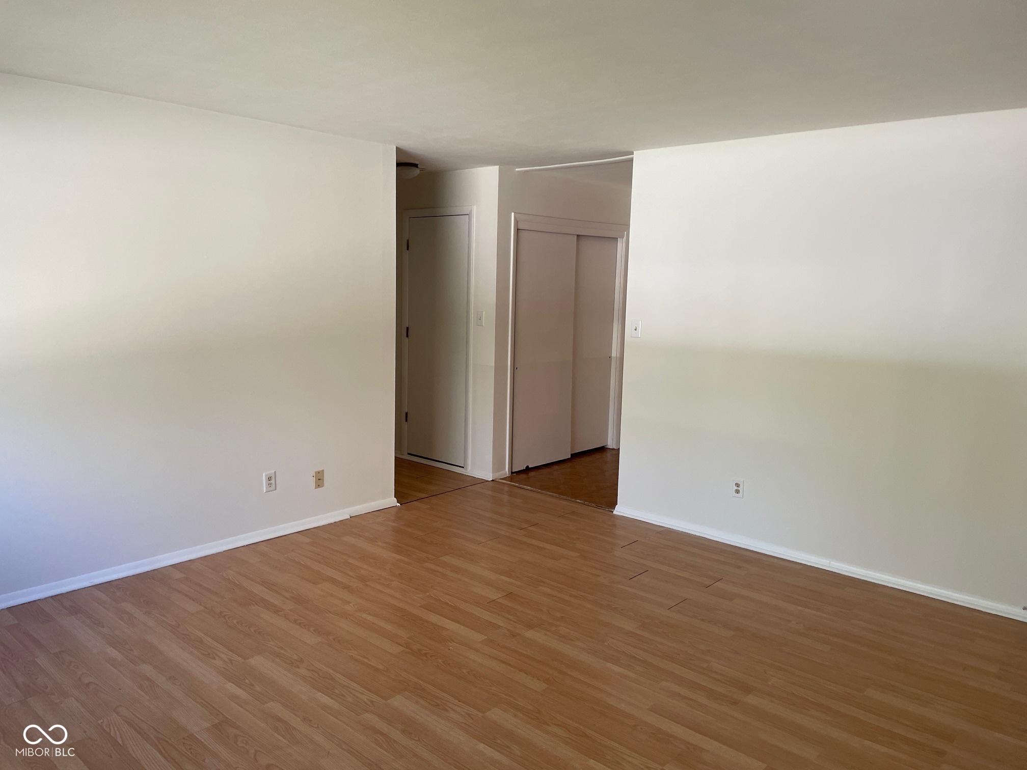 475 Emerson Road Carmel, IN 46032 - Photo 10 of 13 Gallery Image 10