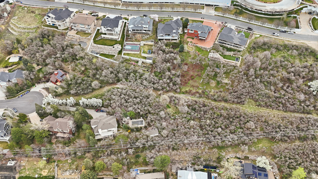 331 South 1550th Street East, Unit 3 Bountiful, UT 84010 - Photo 24 of 30 Aerial view of property's location featuring nearby suburban area