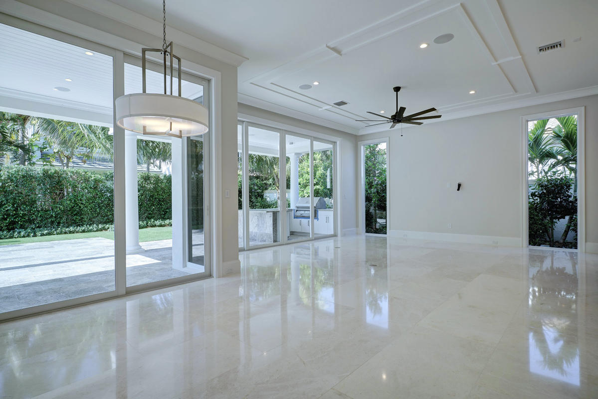 292 Fan Palm Road Boca Raton, FL 33432 - Photo 24 of 57 Breakfast-Family