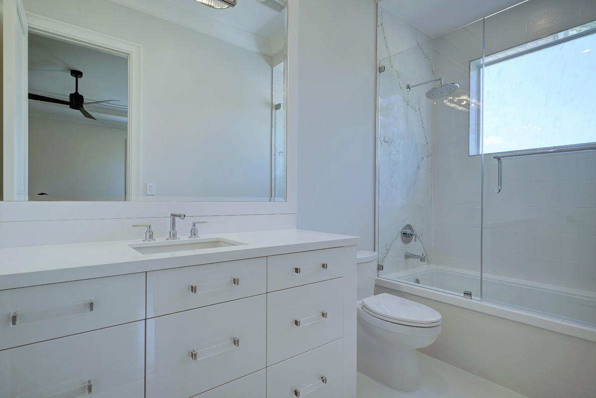 292 Fan Palm Road Boca Raton, FL 33432 - Photo 48 of 57 Bathroom 1