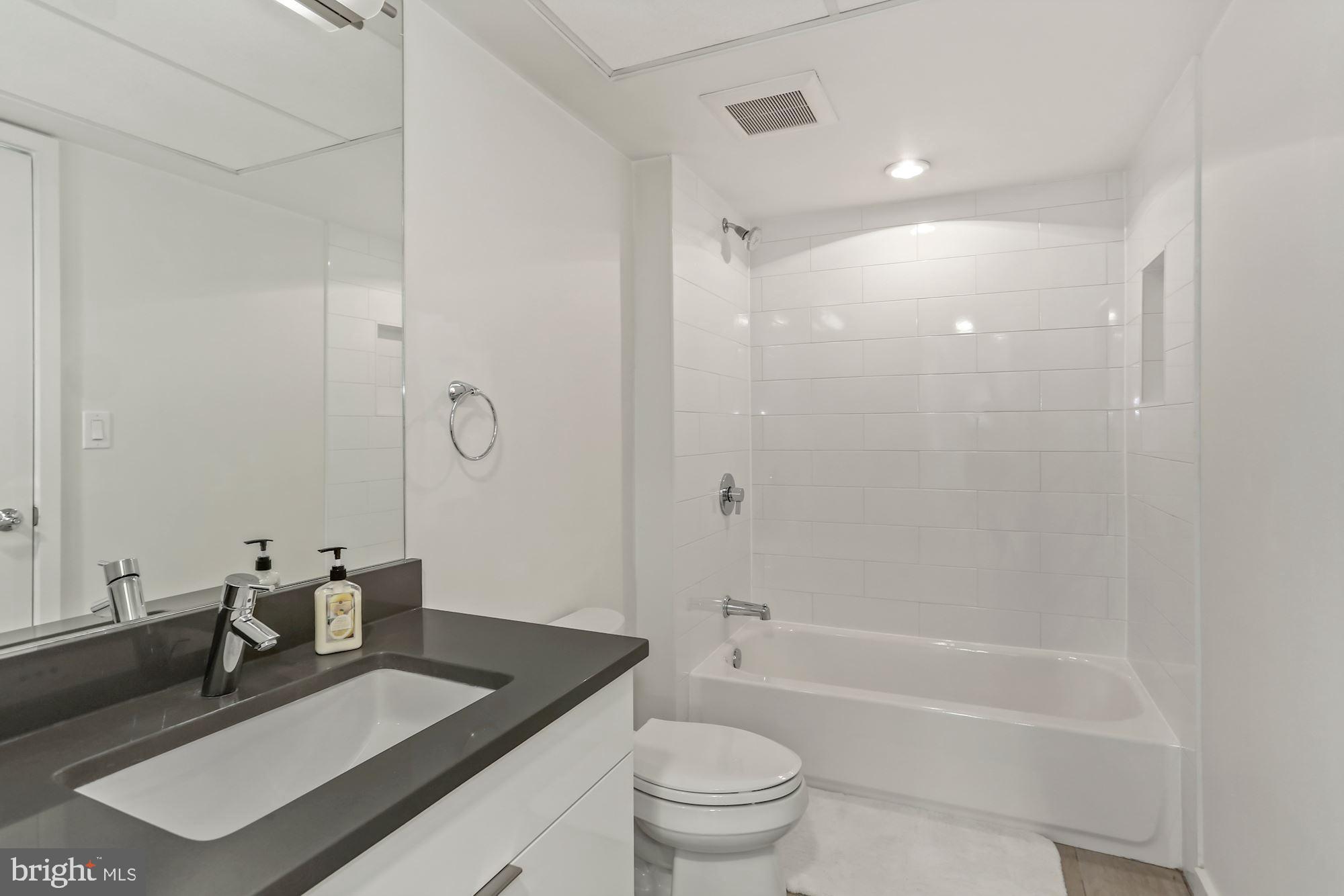 129 W Street Northwest, Unit 204 Washington, DC 20001 - Photo 27 of 46