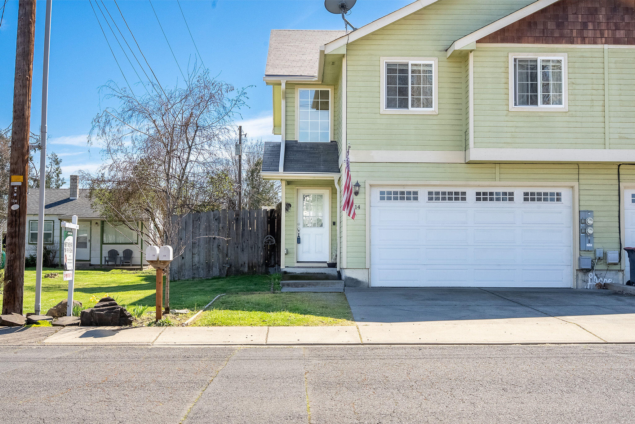 114 Cedar Street Central Point, OR 97502 - Photo 3 of 47 DSC02697-HDR-3