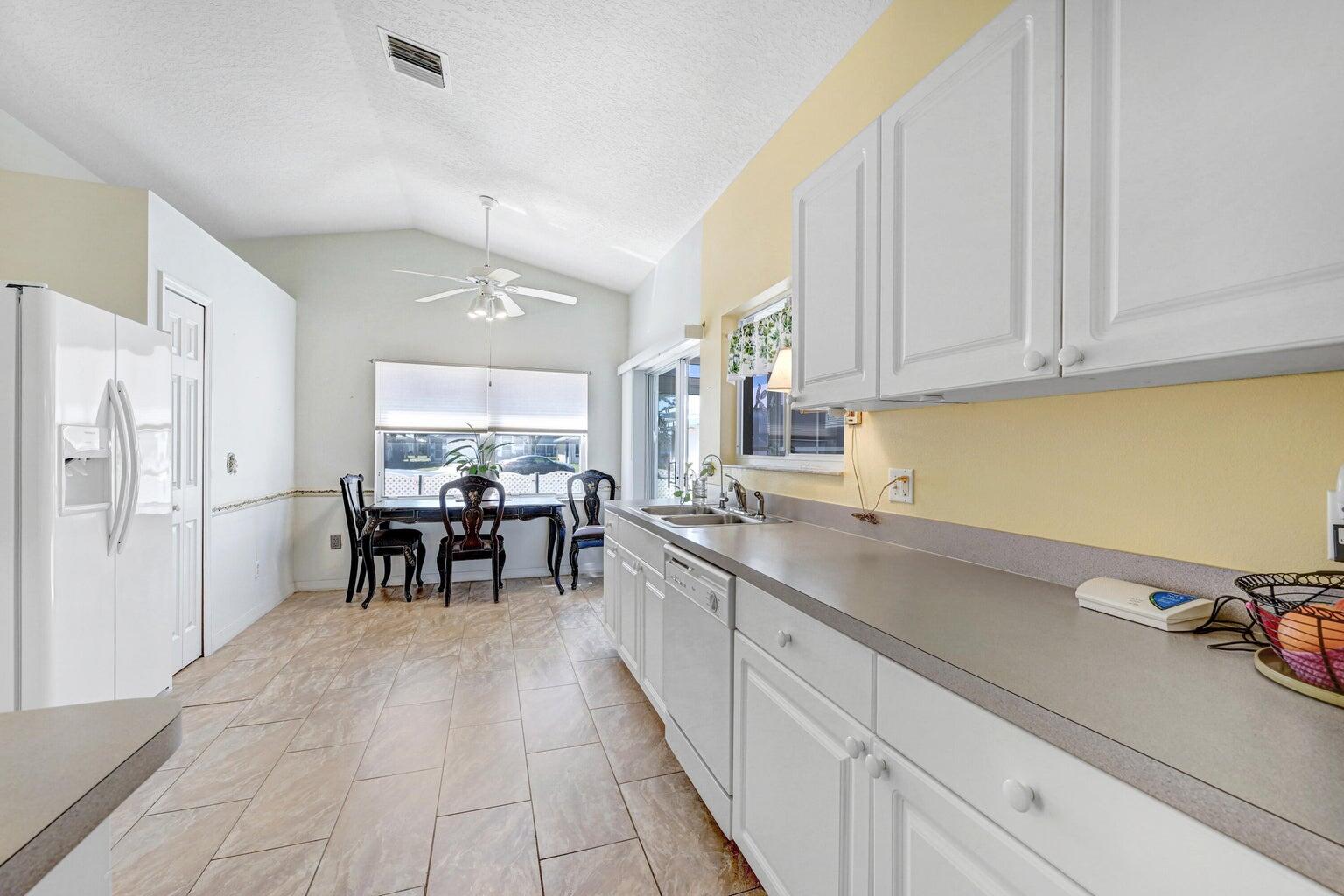 1180 Goldenrod Circle Northeast Palm Bay, FL 32905 - Photo 16 of 30 20240321204758099409000000-o