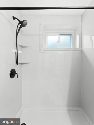 $195,000 | 335 East Lancaster Avenue, Unit E5, Downingtown, PA 19335