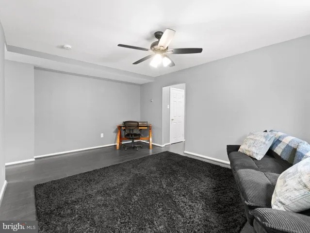 $195,000 | 335 East Lancaster Avenue, Unit E5, Downingtown, PA 19335