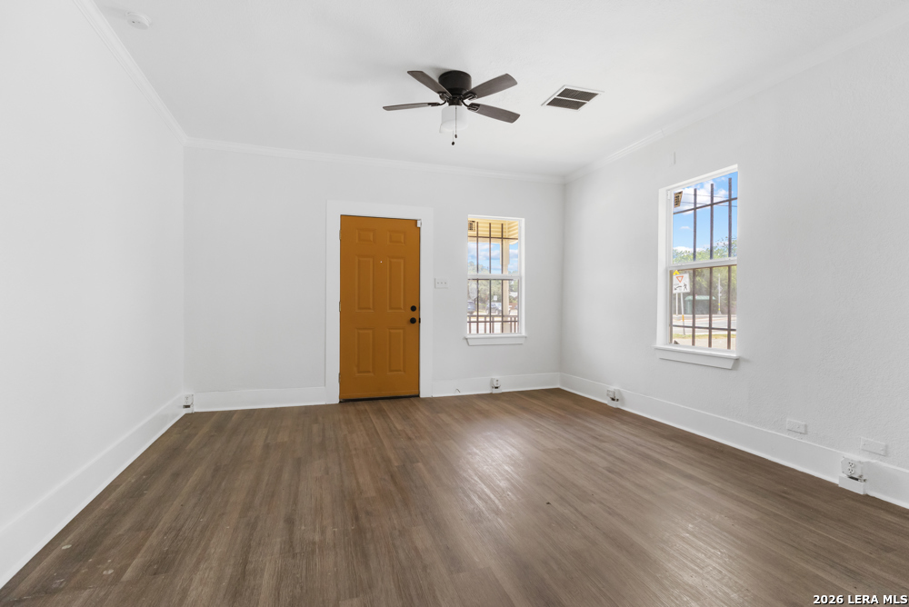 843 Culebra Road San Antonio, TX 78201 - Photo 3 of 15