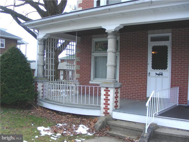 400 State Street Shillington, PA 19607 - Photo 2 of 21 Porch
