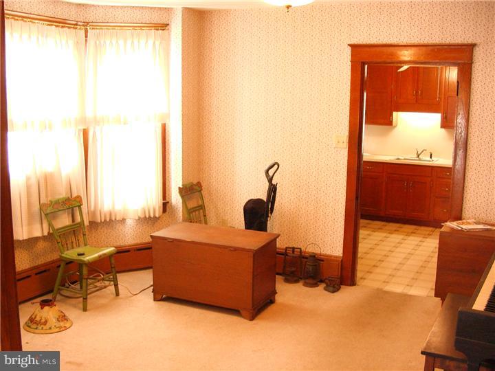 400 State Street Shillington, PA 19607 - Photo 6 of 21 Dining Room