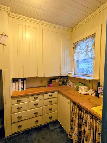 $499,000 | 90 Bunker Hill Street, Lancaster, NH 03584