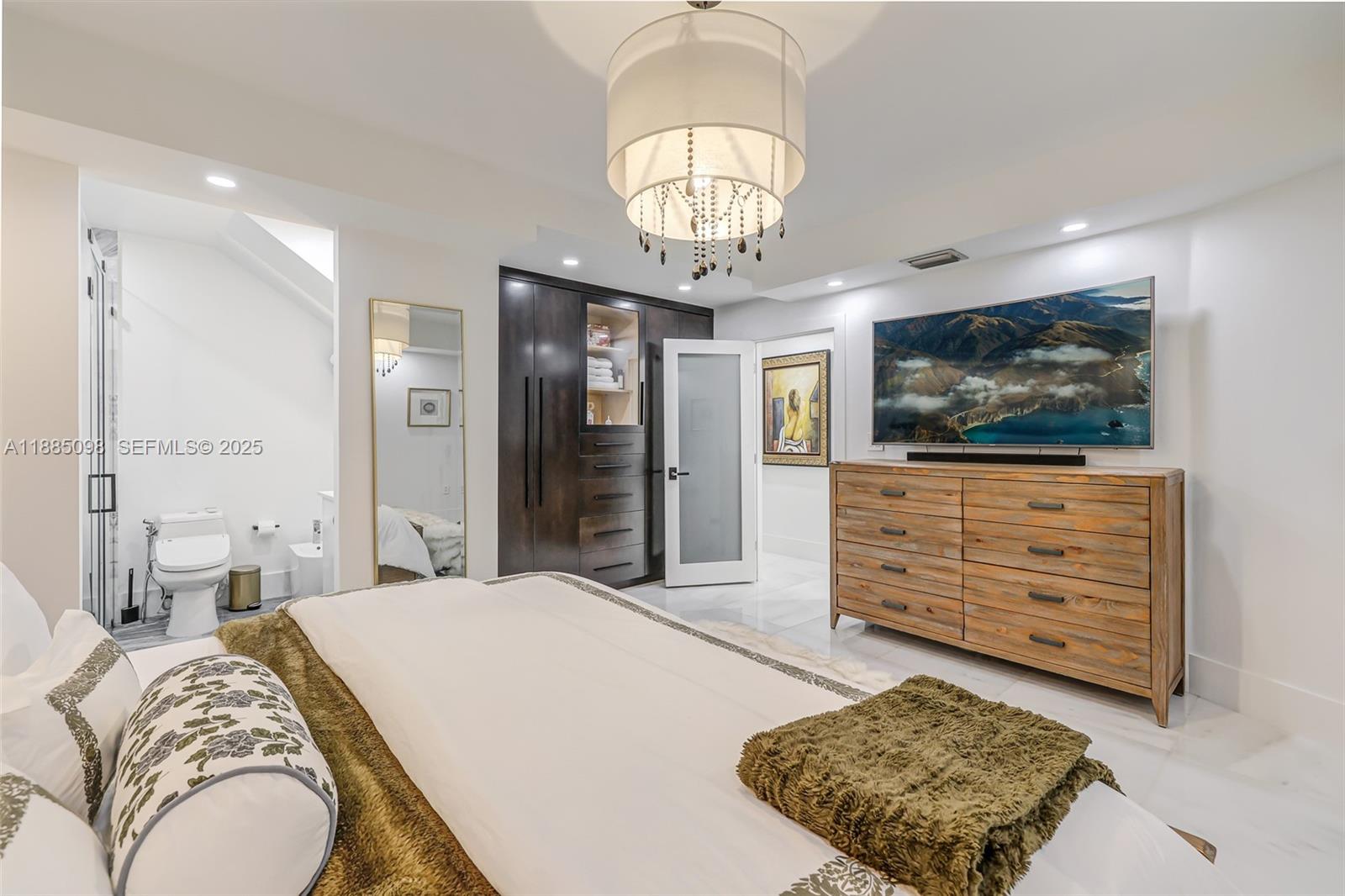 8761 Southwest 56th Street Miami, FL 33165 - Photo 28 of 72