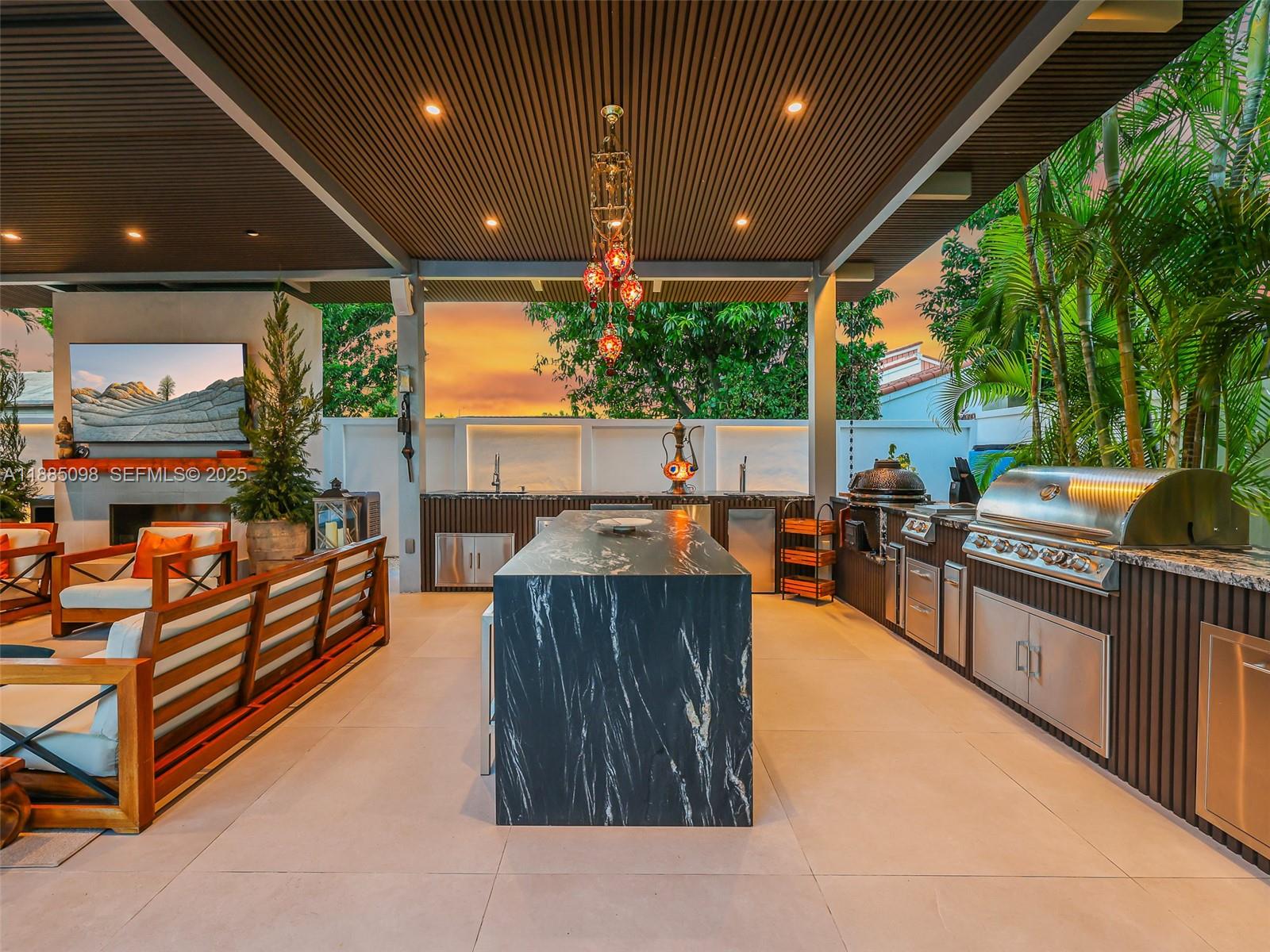 8761 Southwest 56th Street Miami, FL 33165 - Photo 47 of 72