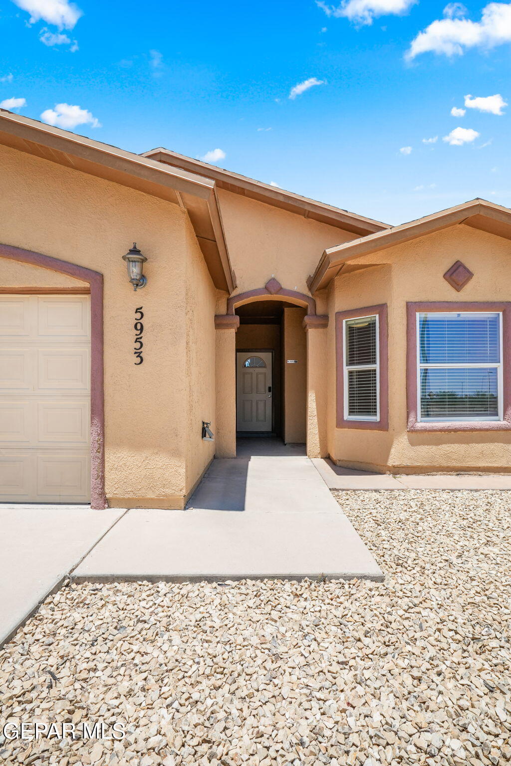 5953 Redstone Rim Drive El Paso, TX 79934 - Photo 5 of 54 5953 Redstone Rim Dr-4