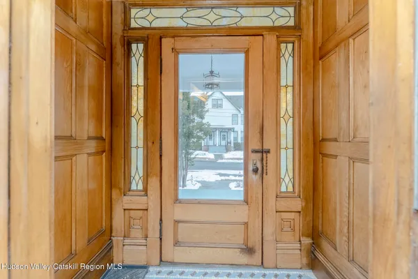 $899,000 | 36 Warren Street, Kingston, NY 12401