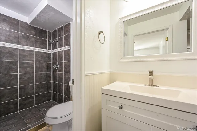 $3,200 | 17476 East Plateau Drive, Aurora, CO 80015