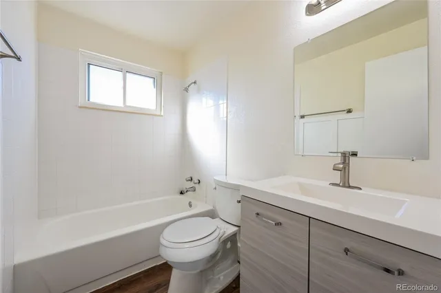 $3,200 | 17476 East Plateau Drive, Aurora, CO 80015