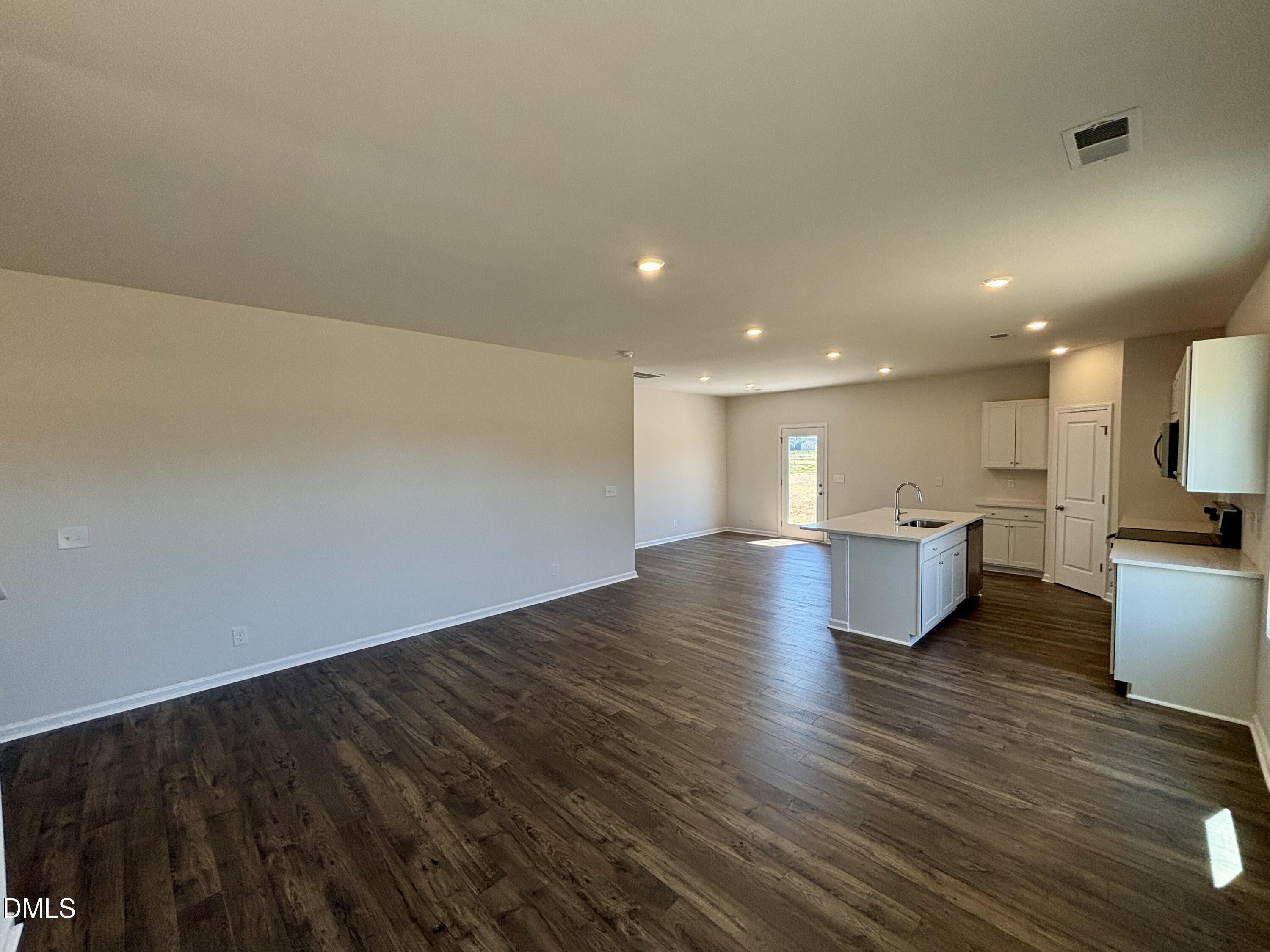2219 Nahunta Road Pikeville, NC 27863 - Photo 6 of 20 Gallery Image 6