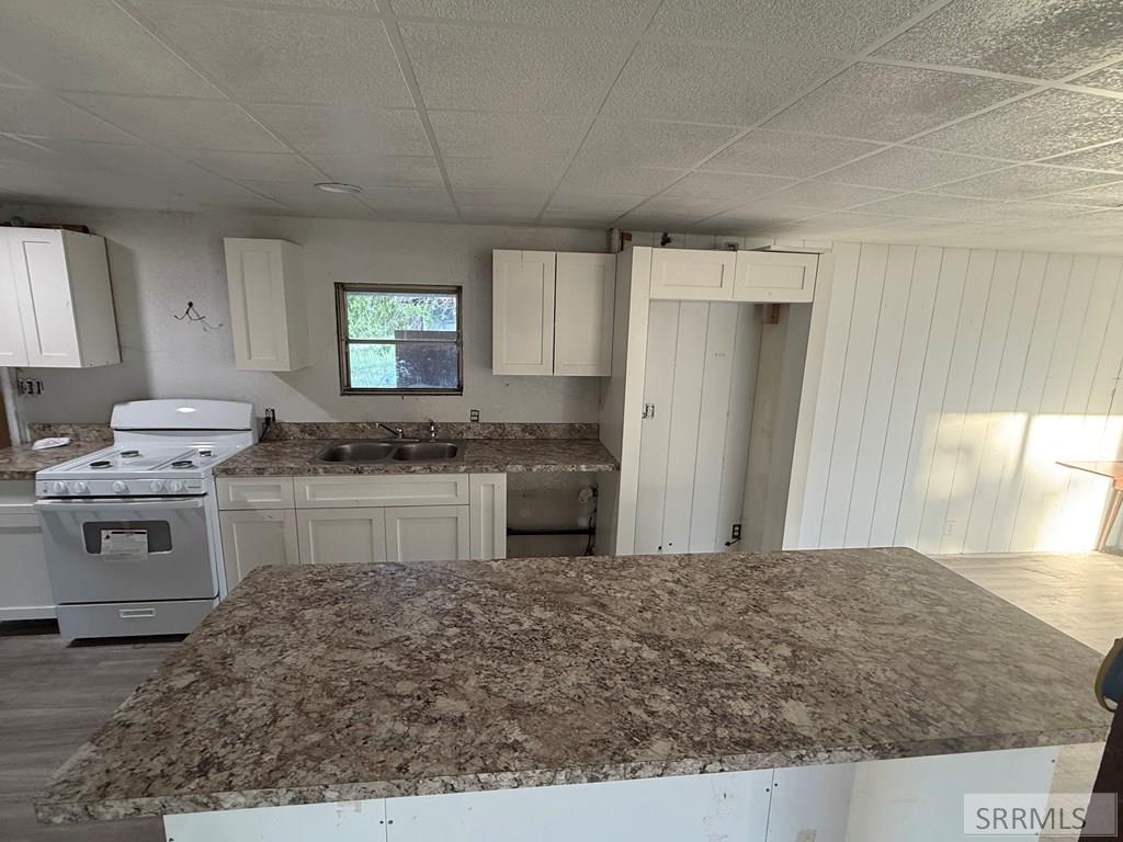 5571 East Iona Road Iona, ID 83427 - Photo 4 of 37