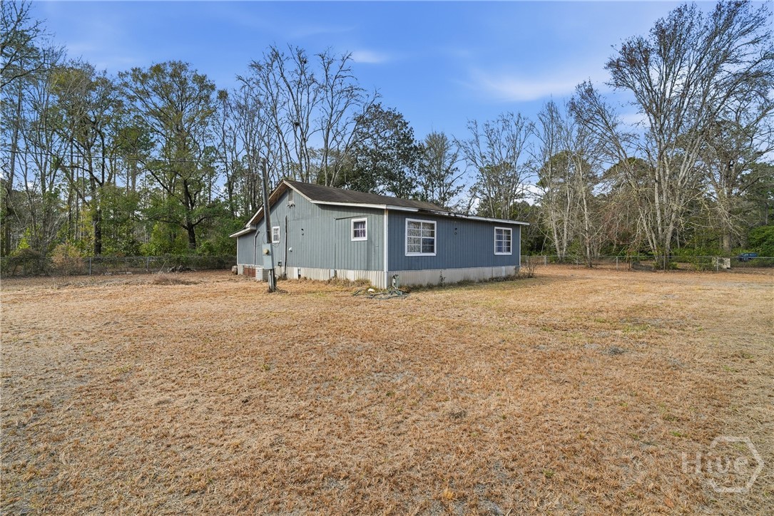 279 Outback Loop Hoboken, GA 31542 - Photo 4 of 32