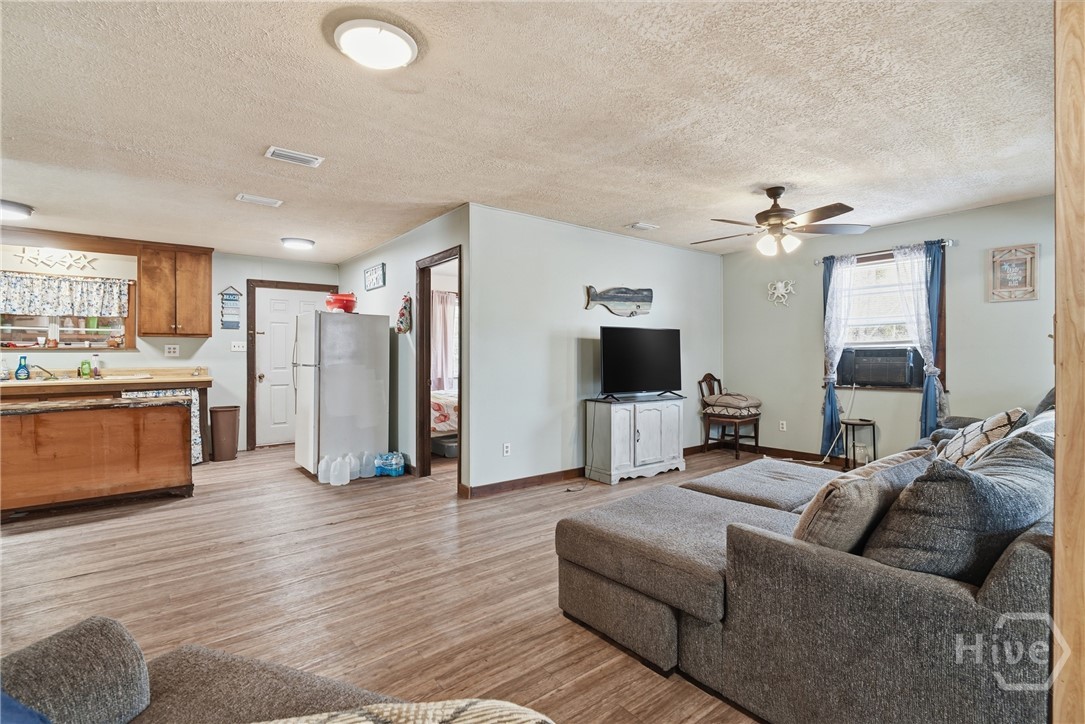 279 Outback Loop Hoboken, GA 31542 - Photo 9 of 32