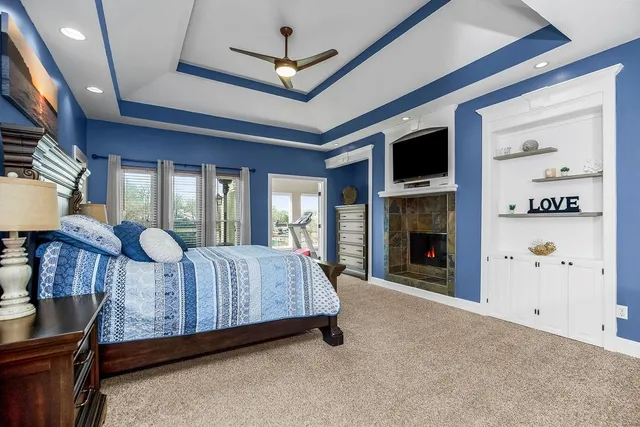 $1,500,000 | 12 West St Lake, Lee's Summit, MO 64086