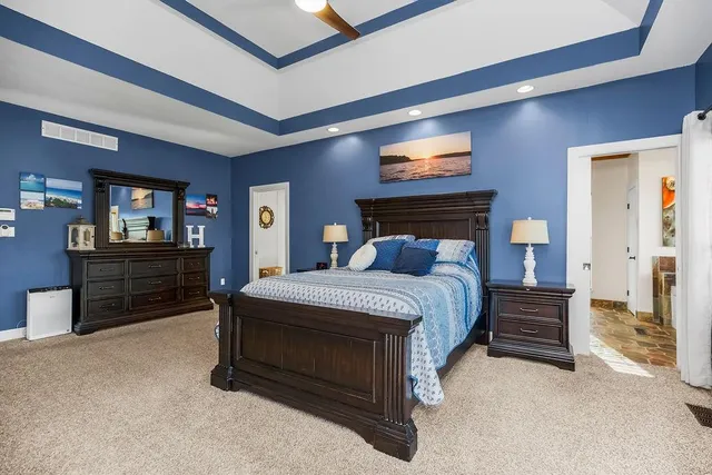 $1,500,000 | 12 West St Lake, Lee's Summit, MO 64086