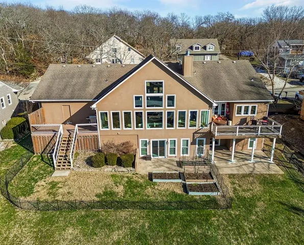 $1,500,000 | 12 West St Lake, Lee's Summit, MO 64086