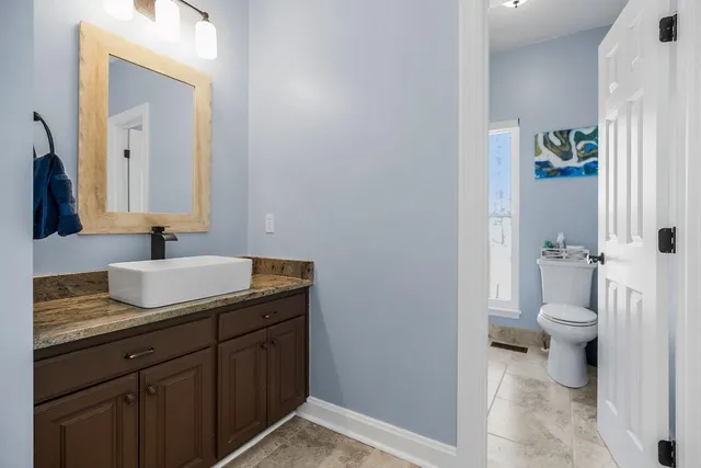 $1,500,000 | 12 West St Lake, Lee's Summit, MO 64086