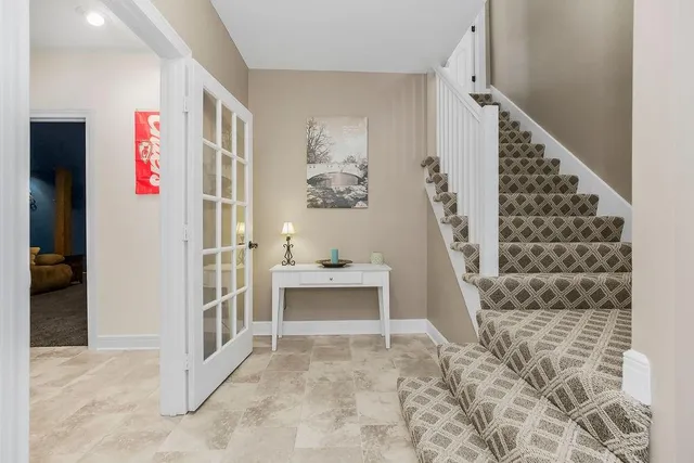 $1,500,000 | 12 West St Lake, Lee's Summit, MO 64086