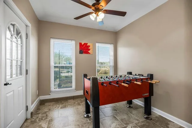 $1,500,000 | 12 West St Lake, Lee's Summit, MO 64086